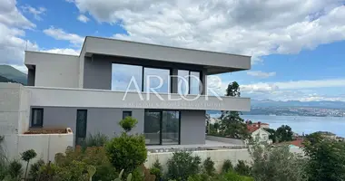 Mieszkanie 3 pokoi w Lovran, Chorwacja