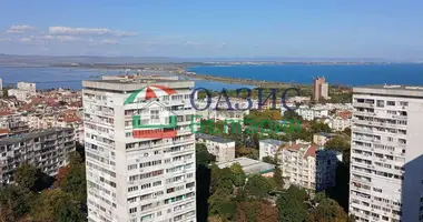 Квартира 2 комнаты в Бургас, Болгария