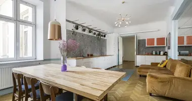 6 room apartment in Warsaw, Poland