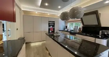 Apartamento 4 habitaciones en Limasol, Chipre