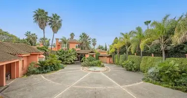 Haus 4 Schlafzimmer in Marbella, Spanien