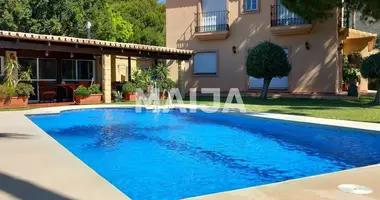 Вилла 5 комнат в Эстепона, Испания