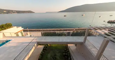 Villa 6 bedrooms in Herceg Novi, Montenegro