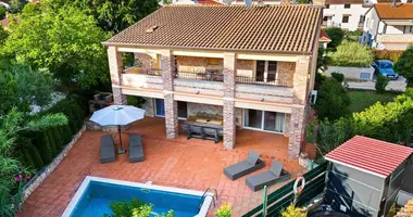 Villa 4 bedrooms in Grad Porec, Croatia