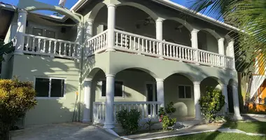 Apartamento independiente Piso independiente 2 habitaciones en West End, Honduras