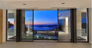 Villa 4 bedrooms in Aegean Region, Turkey