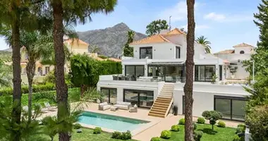 4 bedroom house in San Pedro Alcantara, Spain