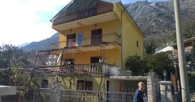 Дом 4 спальни в Morinj, Черногория