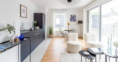 Appartement 3 chambres dans 82 Tesla Center Tours La Riche, France