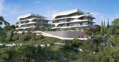 Apartamento 4 habitaciones en Agios Tychonas, Chipre