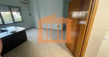 Propriété commerciale 175 m² dans Bashkia Durres, Albanie