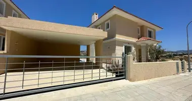 Maison 5 chambres dans Agios Tychonas, Chypre