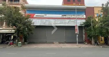 Коммерческое помещение 950 м² в Sangkat Teuk Lak Ti Pir, Камбоджа