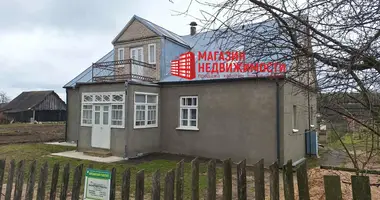 Casa en Kaniuchouski sielski Saviet, Belarús