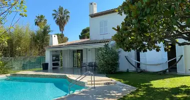 Villa 5 bedrooms in Villeneuve Loubet, France