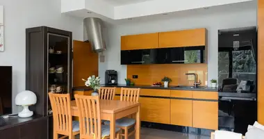 Квартира 2 комнаты в Варшава, Польша