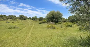Plot of land in Neos Marmaras, Greece