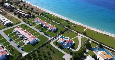 Cottage 4 bedrooms in Nea Skioni, Greece