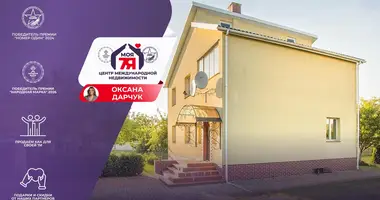 Casa en Vytrapauscyna, Belarús