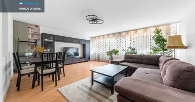 Apartamento 3 habitaciones en Vilna, Lituania