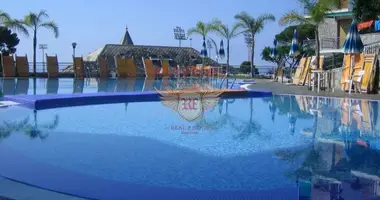 Wohnung 4 zimmer in Sanremo, Italien