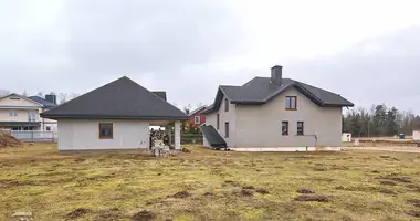 Haus 6 zimmer in Papiarnianski sielski Saviet, Belarus
