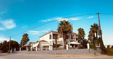 Hôtel 500 m² dans Nikiti, Grèce