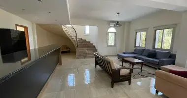 7 bedroom house in Kolossi Municipality, Cyprus