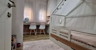 Mieszkanie 3 pokoi w Skaljari, Czarnogóra
