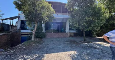 Gewerbefläche 750 m² in Vaqarr, Albanien