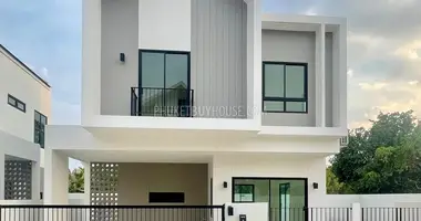 Villa 3 bedrooms in Si Sunthon, Thailand