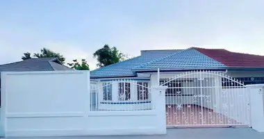 Townhouse 2 bedrooms in Nong Prue, Thailand