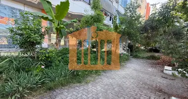 Commercial property 890 m² in Golem, Albania