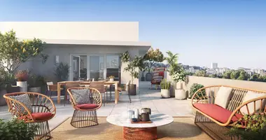 3 bedroom apartment in Marseille, France