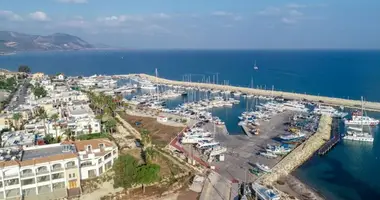 Terrain dans Pólis, Chypre