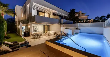 Villa in San Pedro Alcantara, Spanien