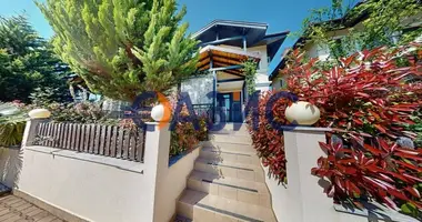 2 bedroom house in Nesebar, Bulgaria