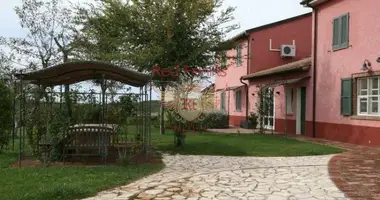 Nieruchomości komercyjne 210 m² w Castelnuovo di Val di Cecina, Włochy