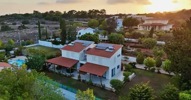 Villa 6 bedrooms in Ayia Napa, Cyprus