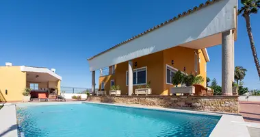 Villa 5 bedrooms in Orihuela, Spain