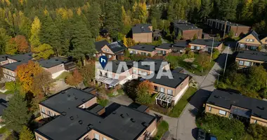 Mieszkanie 4 pokoi w Jyvaskyla sub region, Finlandia