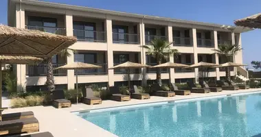 Hotel 700 m² en Kalyves Polygyrou, Grecia