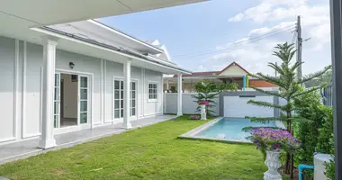 4 bedroom house in Pong, Thailand