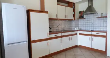 Mieszkanie 1 pokój w Warszawa, Polska