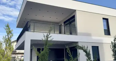 4 bedroom Villa in Miloja Pavlovica, Montenegro