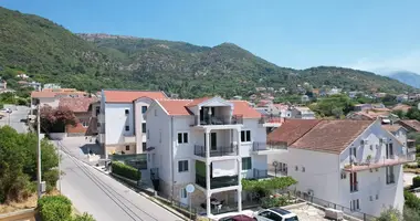 Haus 5 Schlafzimmer in Tivat, Montenegro