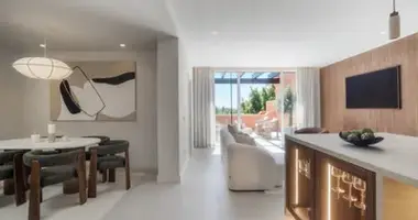 Wohnung 4 Schlafzimmer in San Pedro Alcantara, Spanien