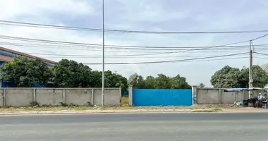 Участок земли в Такмау, Камбоджа