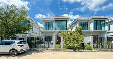 Villa de 4 habitaciones en Ciudad de Siem Riep, Camboya
