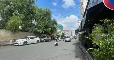Propiedad comercial en Sangkat Phsar Daeum Thkov, Camboya